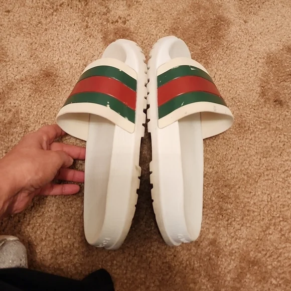 Gucci Men's Slides - Picture 11 of 16